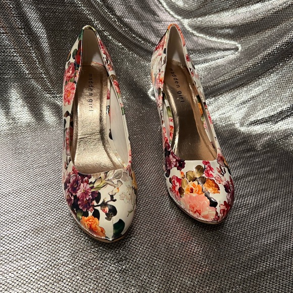 New Woman’s Madden Girl Flower💐Print Heels size 7 Dazzling Beautiful 🌺🌸👍 - Picture 4 of 12